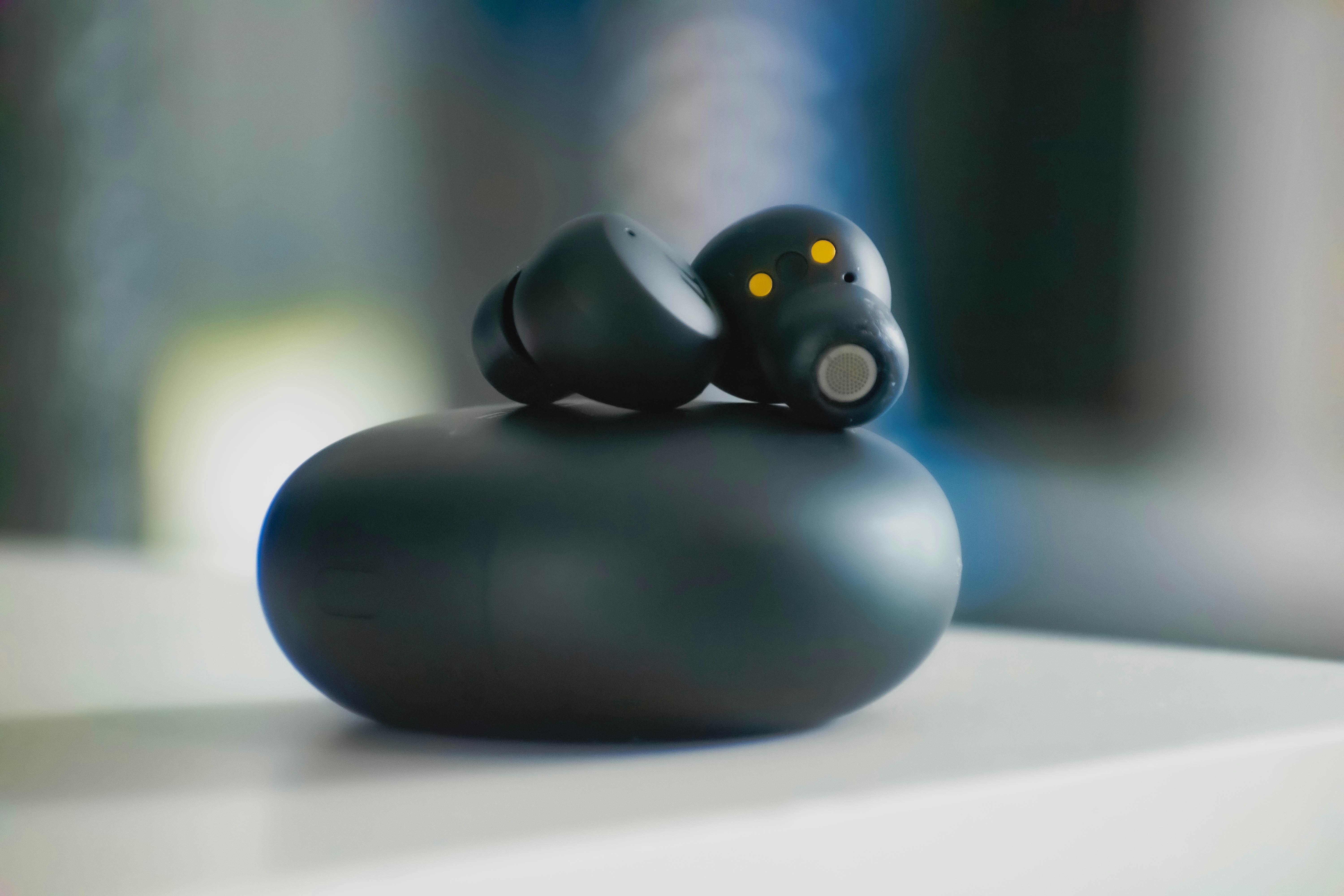 35 True Wireless Earbuds